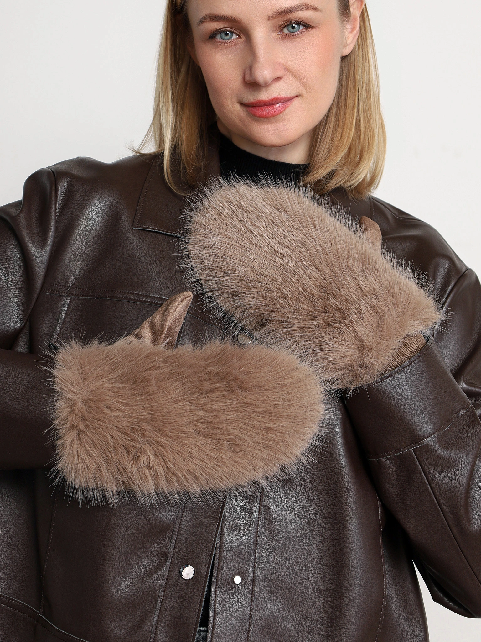 Варежки меховые комбинированные